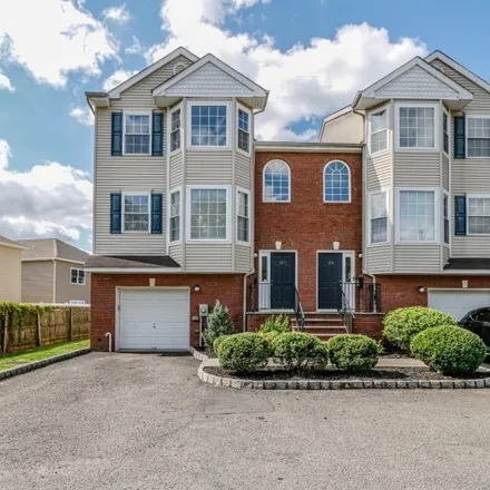 Buy this 3 bed townhouse on 117 Drift Road in Watchung, Somerset County