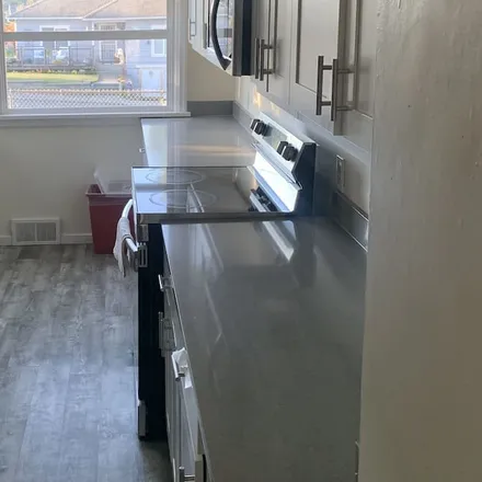 Rent this 2 bed house on Everett