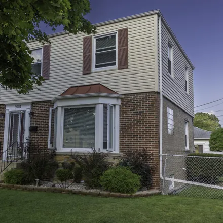 Buy this 3 bed house on 3955 North Nordica Avenue in Chicago, IL 60634
