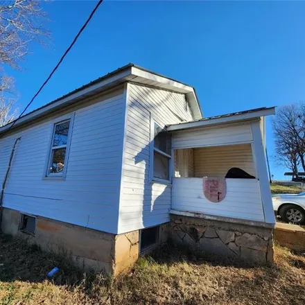 Image 2 - 957 East Washington Street, Doniphan, Ripley County, MO 63935, USA - House for sale