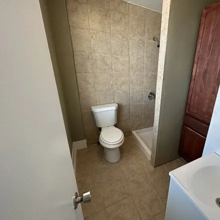 Image 9 - 1179 West Ashby Place, San Antonio, TX 78201, USA - Apartment for rent