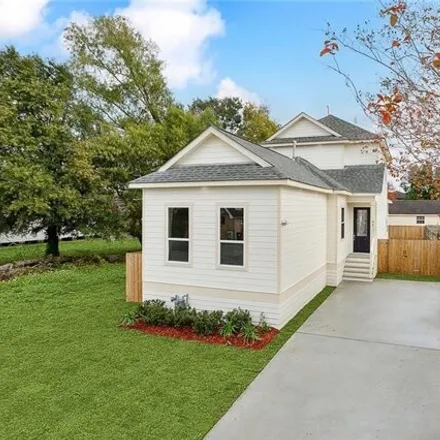 Buy this 3 bed house on 1901 Allen Street in New Orleans, LA 70122