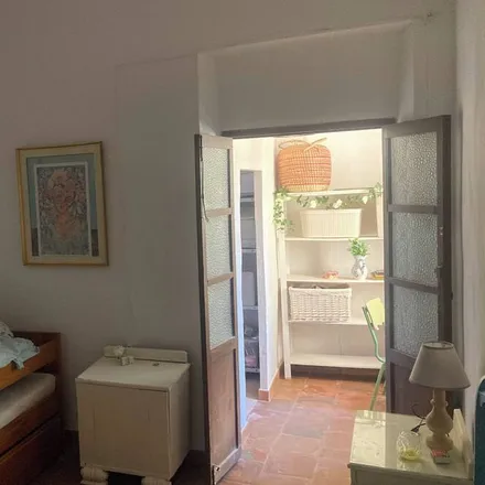 Rent this 3 bed townhouse on Lecrín in Andalusia, Spain