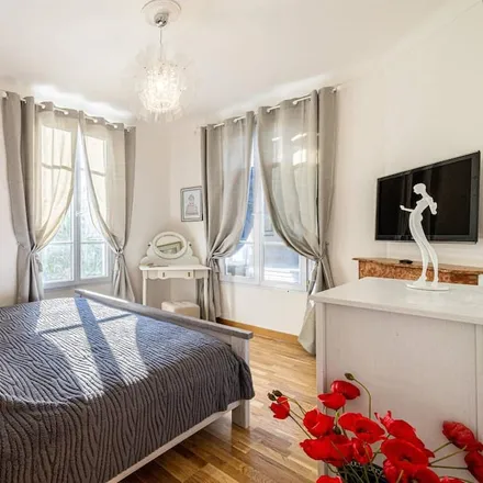 Rent this 4 bed house on 06210 Mandelieu-la-Napoule