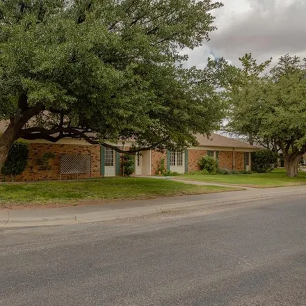 Buy this 4 bed house on 1401 NW 7th Street in Andrews, TX 79714