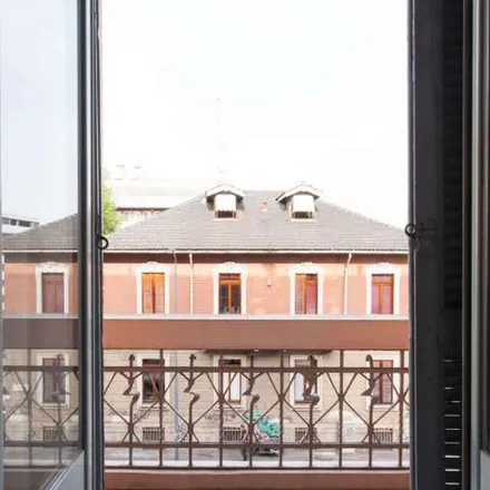 Image 8 - Via Eugenio Villoresi, 14, 20143 Milan MI, Italy - Apartment for rent
