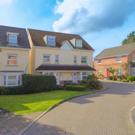 Buy this 4 bed duplex on Buckland Gardens in Walhampton, SO41 8QL