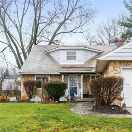 Buy this 3 bed house on 1225 Hereford Road in Cleveland Heights, OH 44118
