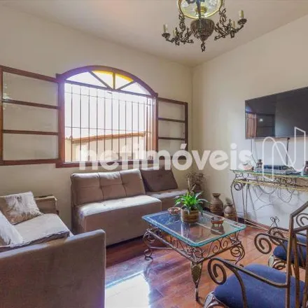 Buy this 4 bed house on Rua Pioneiros da Paz in Copacabana, Belo Horizonte - MG