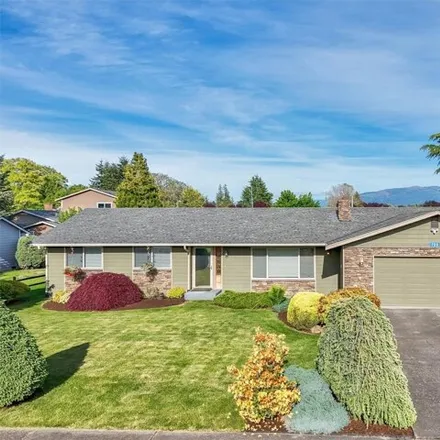 Buy this 3 bed house on 700 Quinnat Drive in Burlington, WA 98233