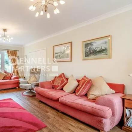 Image 4 - Easby Rise, Eye, PE6 7TX, United Kingdom - House for sale