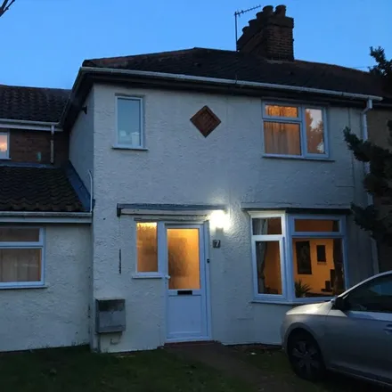 Rent this 5 bed townhouse on 13 Corie Road in Norwich, NR4 7JB