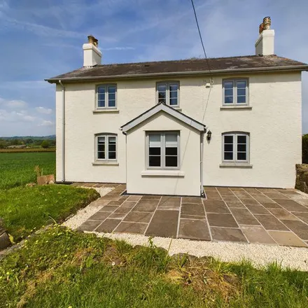 Rent this 2 bed house on unnamed road in Llanfair Kilgeddin, NP7 9BB