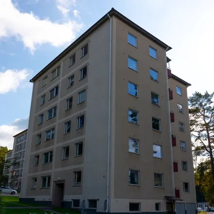 Rent this 2 bed apartment on Västra Bergsgatan in 573 37 Tranås, Sweden