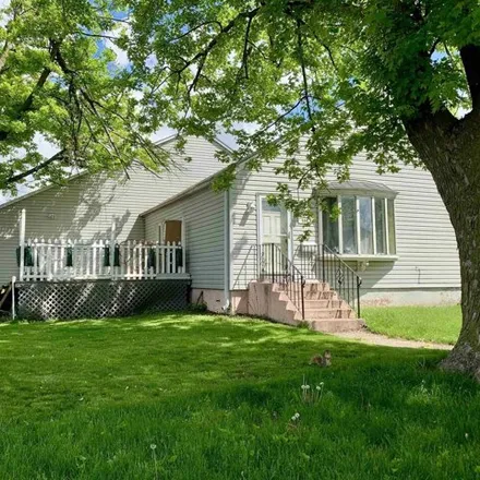 Buy this 2 bed house on 594 4th Avenue South in Clinton, IA 52732