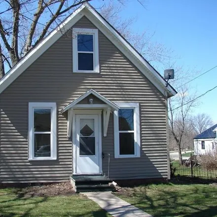 Buy this 2 bed house on 401 West Park Avenue in Mount Pleasant, IA 52641