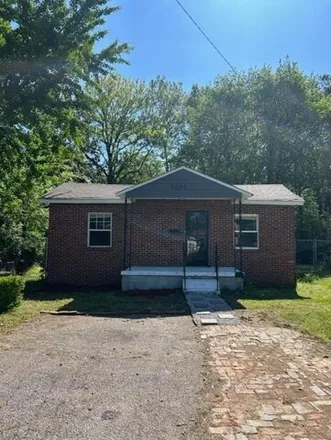 Buy this 2 bed house on 392 Flynn Road in Memphis, TN 38109