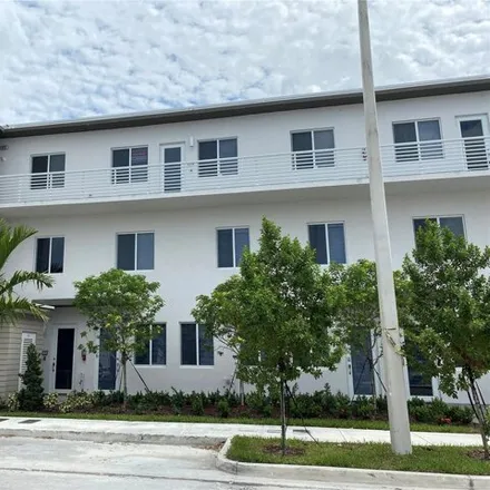 Buy this 3 bed condo on 6439 Northwest 102nd Path in Doral, FL 33178