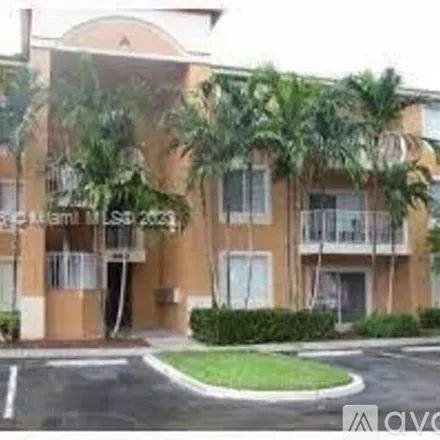 Rent this 3 bed apartment on 6936 SW 39th St