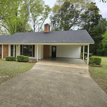 Image 1 - 193 East Plum Street, Eastwood Hills, Lowndes County, MS 39702, USA - House for sale