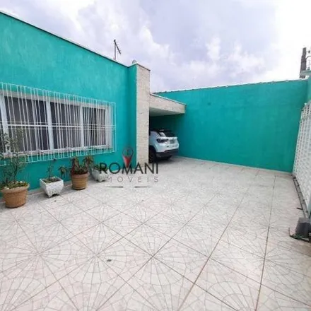 Buy this 4 bed house on Rua Manoel Moreira de Azevedo in Centro, Suzano - SP