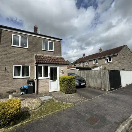 Rent this 3 bed house on Parklands Way in Somerton, TA11 6JG
