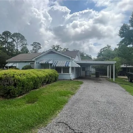 Buy this 4 bed house on 2525 Pleasant Valley Road in Mertz, Mobile