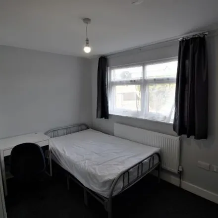 Image 7 - 22 Langwood Close, Coventry, CV4 8HF, United Kingdom - Townhouse for rent