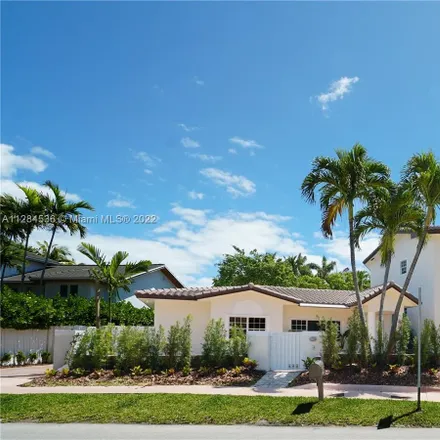 Rent this 4 bed house on 691 Ridgewood Road in Key Biscayne, Miami-Dade County