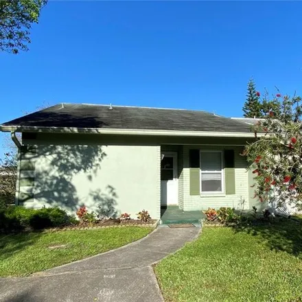 Rent this 2 bed house on 2800 Wainwright Court in Pasco County, FL 34655