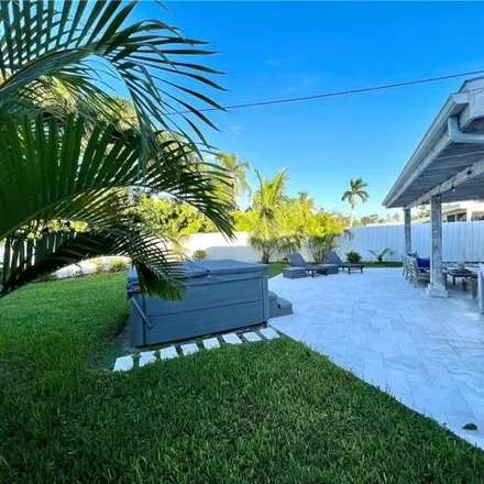 Image 8 - 771 94th Ave N, Naples, Florida, 34108 - House for sale