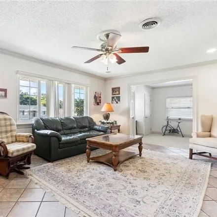 Image 5 - 3801 Bissonet Drive, Bissonet Plaza, Metairie, LA 70003, USA - House for sale