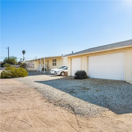 Image 3 - 25401 Eaton Road, Lenwood, San Bernardino County, CA 92311, USA - House for sale