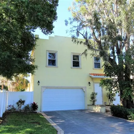 Rent this 3 bed house on 2276 Tami Sola Street in Sarasota, FL 34237