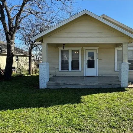 Rent this 3 bed house on 1283 South 10th Street in Temple, TX 76504