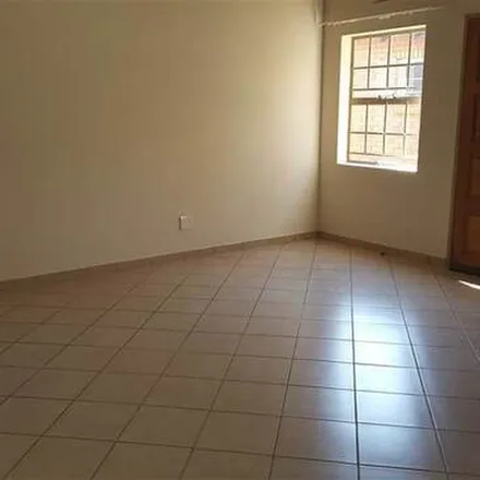 Image 3 - Clive Street, Chantelle, Akasia, 0118, South Africa - Apartment for rent