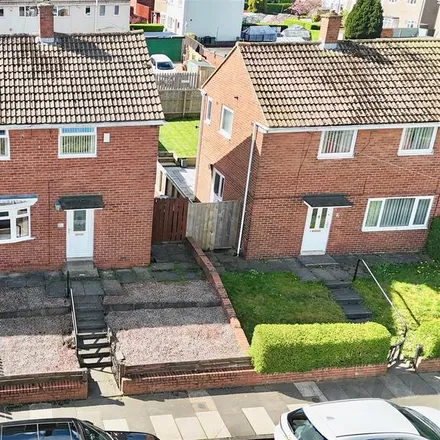 Rent this 2 bed duplex on Redemarsh in Gateshead, United Kingdom