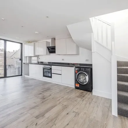 Image 2 - Fusion House, 4 Crownfield Road, London, E15 2BF, United Kingdom - Apartment for rent