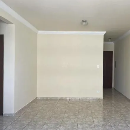 Rent this 3 bed apartment on Rua Adolfo Alves Ferreira in Chácaras Assaí, Maringá - PR