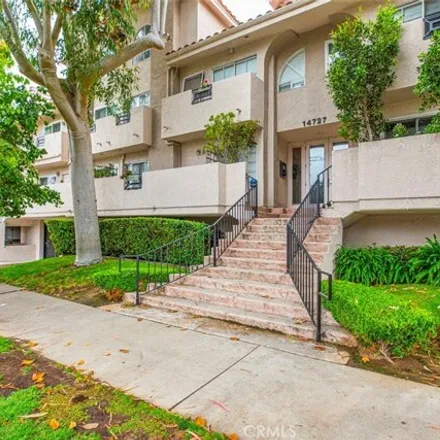 Buy this 2 bed house on Alley 81133 in Los Angeles, CA 91403