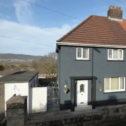 Buy this 3 bed duplex on Olive Branch Crescent in Briton Ferry, SA11 2UH