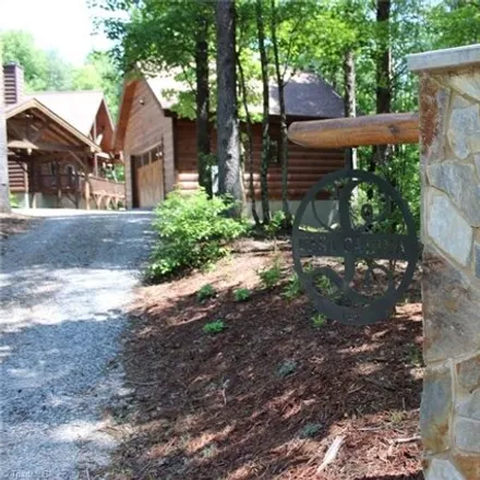 Image 3 - 1600 Pisgah Preserve Dr, Nebo, North Carolina, 28761 - House for sale