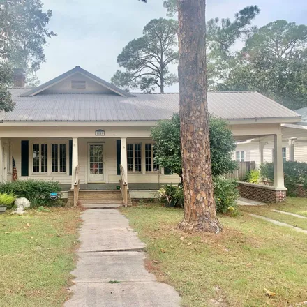 Buy this 3 bed house on 1125 Jefferson Street in Perry, FL 32347