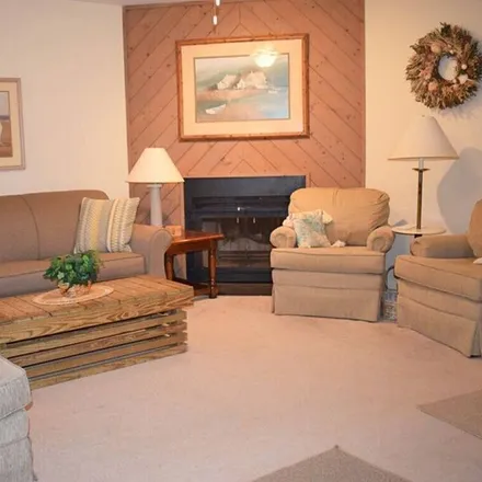 Rent this 2 bed townhouse on Chincoteague in VA, 23336