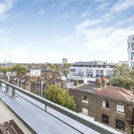 Image 3 - Clapham Leisure Centre, Bicycle Mews, London, SW4 6FF, United Kingdom - House for sale