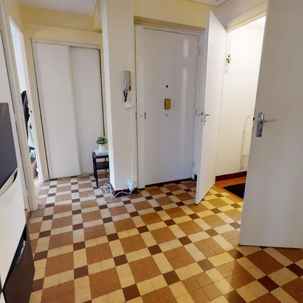 Rent this 3 bed apartment on 12 Rue des Teinturiers in 69100 Villeurbanne, France