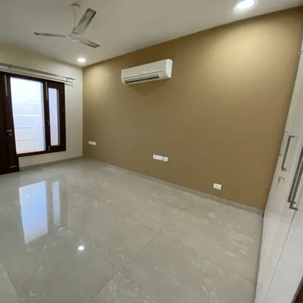 Image 3 - unnamed road, Sector 57, Gurugram - 122003, Haryana, India - House for rent