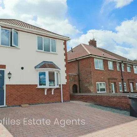 Buy this 3 bed house on 70 Fletcher Road in Hinckley, LE10 2PR