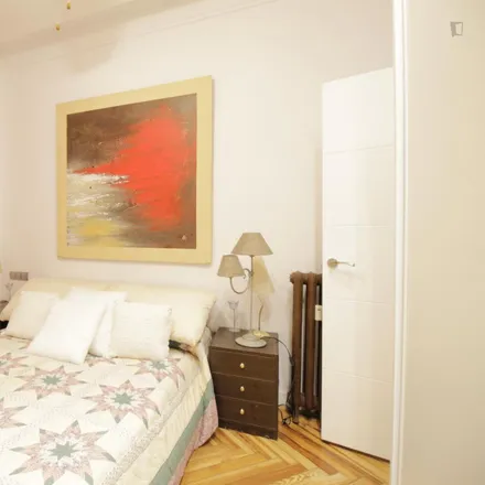Image 4 - Madrid, Calle de Fuencarral, 114, 28010 Madrid - Apartment for rent