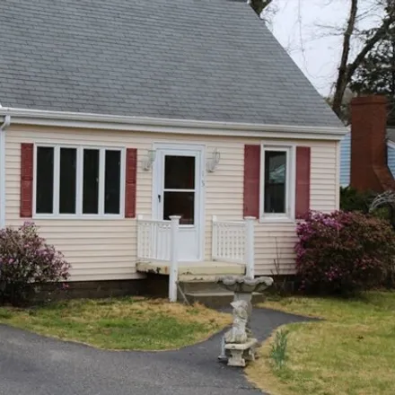 Rent this 3 bed house on 22 Ivy Street in Parkwood Beach, Wareham